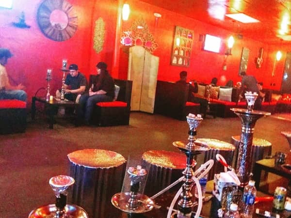 لونا لاونج (Luna Lounge)