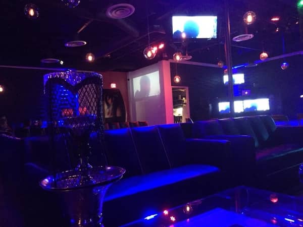 لونا لاونج (Luna Lounge)